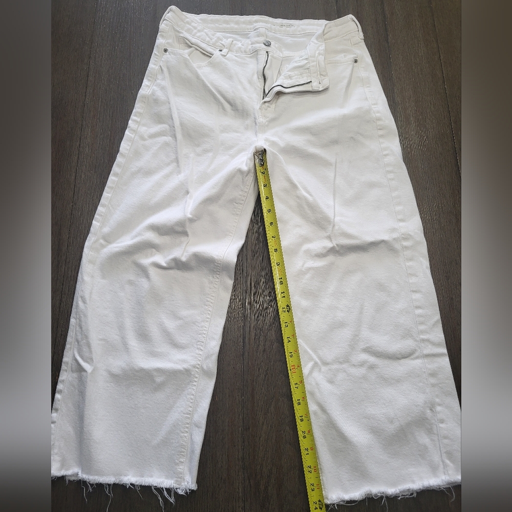 Old Navy White Flare & Wide Leg Jeans - Picture 2 of 3